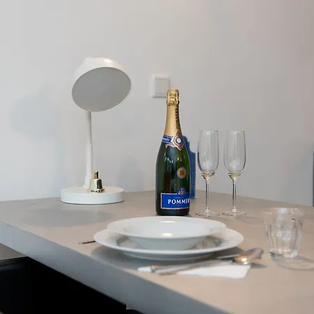 Apartment Canal Design